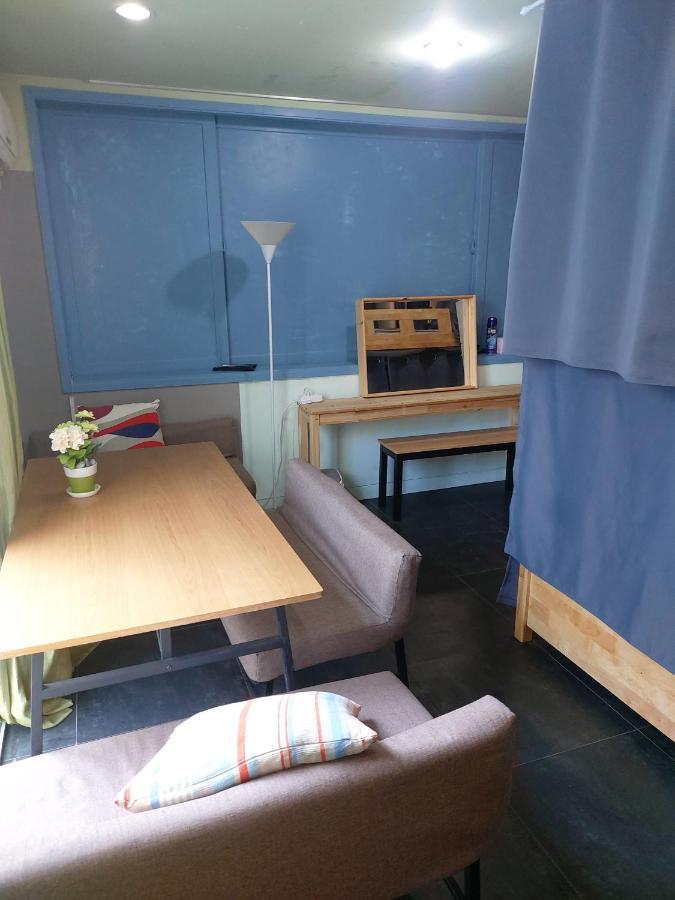 Buzz Guesthouse Hostel Seul Exterior foto